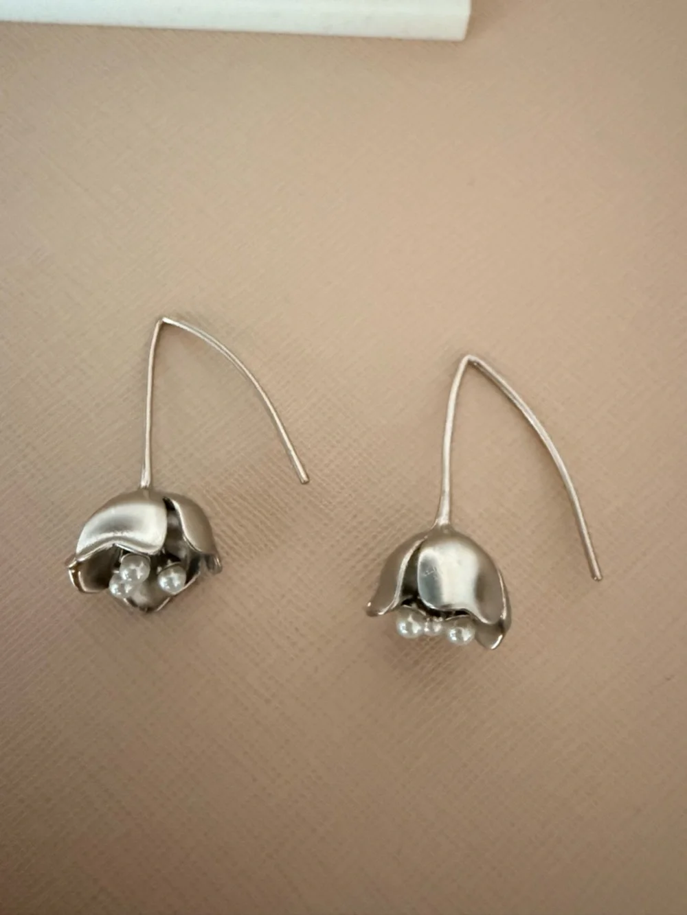 Coach Silver Floral Drop Earrings with Pearl Accents - Picture 1 of 2